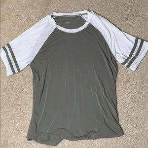 NWOT American Eagle S&S Baseball Shirt